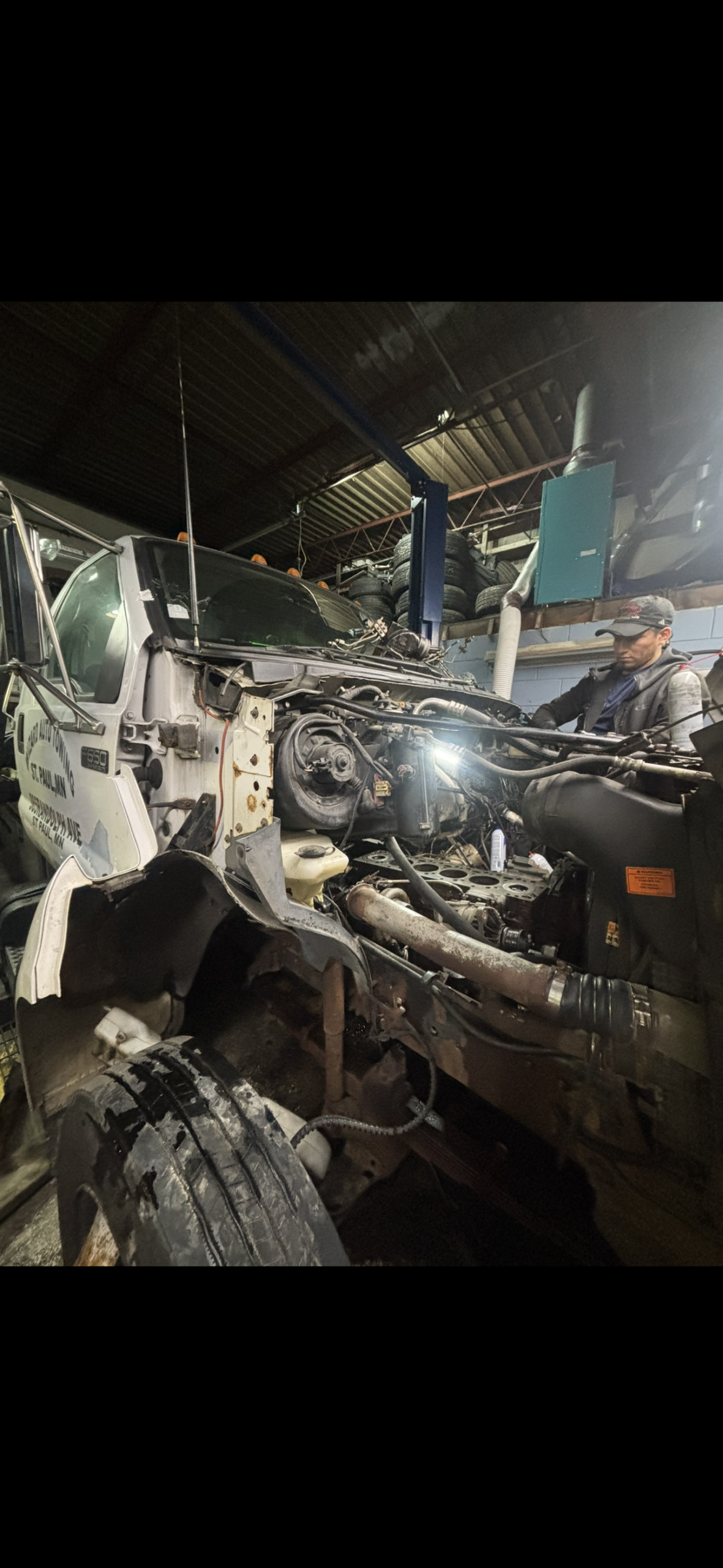 Heavy duty engine repair at Wizards Auto Repair